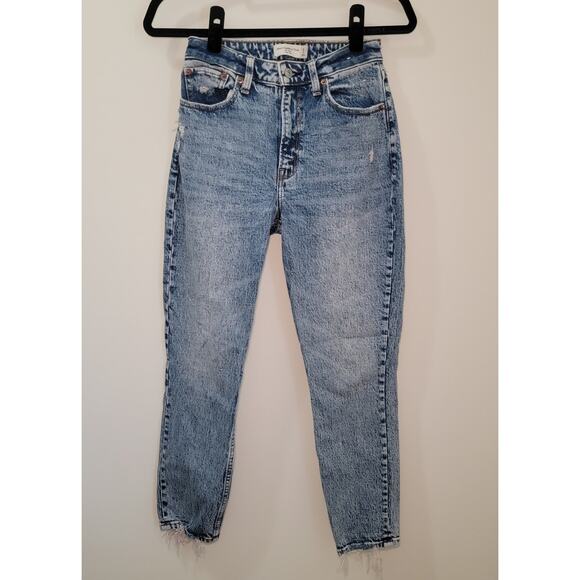 Abercrombie & Fitch Curve Love The‎ Mom High Rise Acid Wash Size 25/0 - Picture 1 of 5